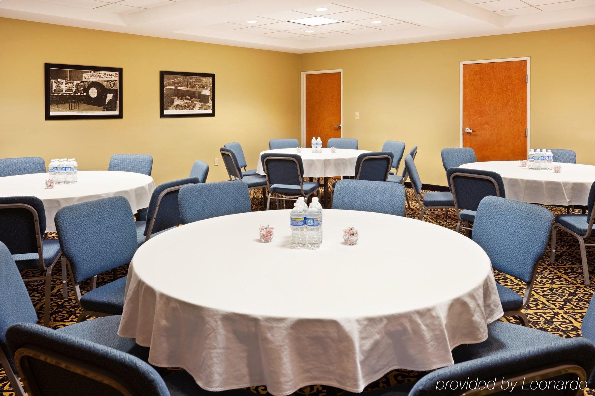 Holiday Inn Express Charlotte West - Gastonia By Ihg Facilități foto