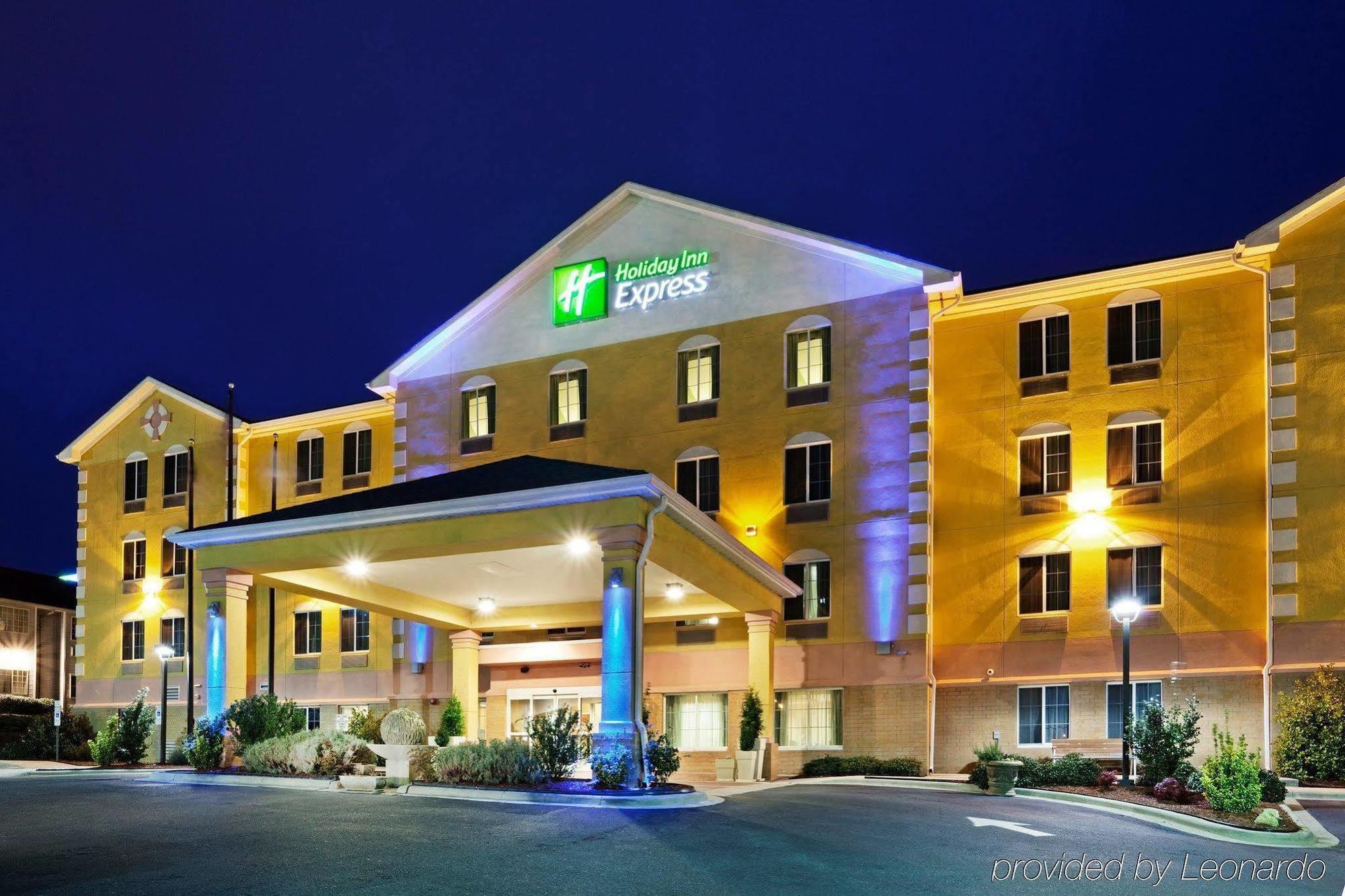 Holiday Inn Express Charlotte West - Gastonia By Ihg Exterior foto